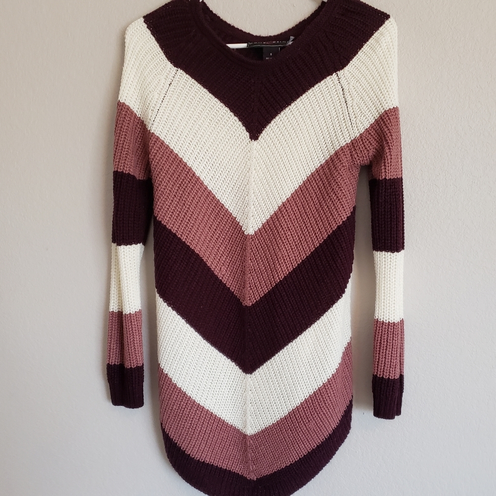 3/$21 - Color Block Sweater (Donated)